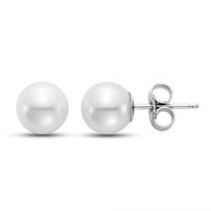 Pearl Earrings and Necklace Set